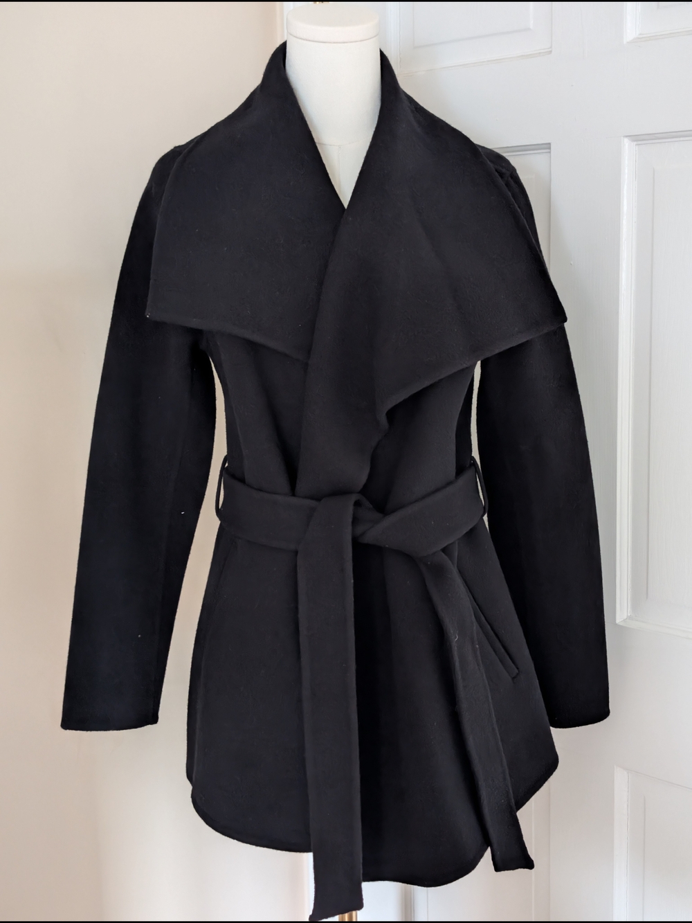 NWT Quince 100% Merino Wool Draped Collar Short Wrap Coat Black - Size M